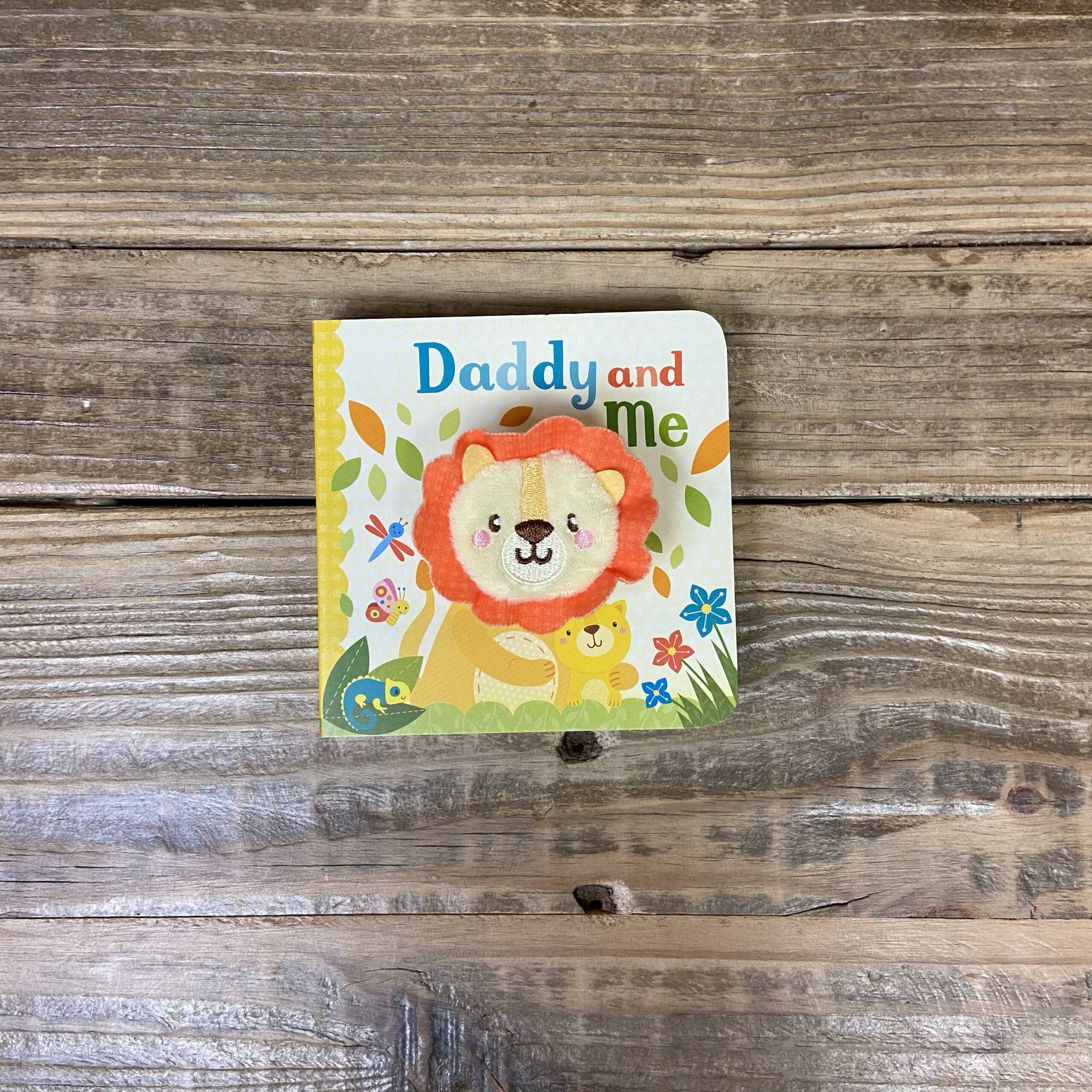 Daddy and Me Finger Puppet Board Book