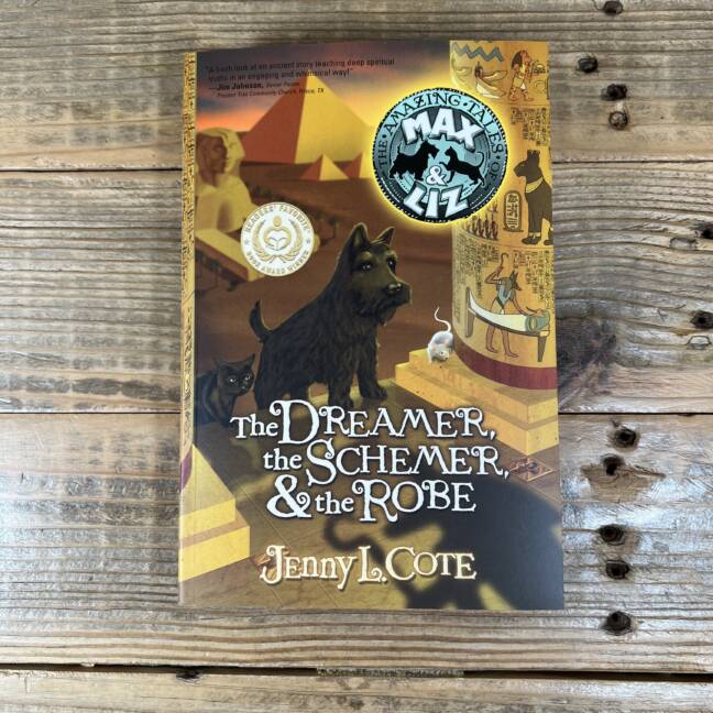 The Dreamer, the Schemer, and the Robe: Volume 2 (Amazing Tales of Max & Liz #2)