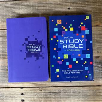 NKJV Study Bible for Kids, Blue Leathersoft: The Premier Study Bible for Kids